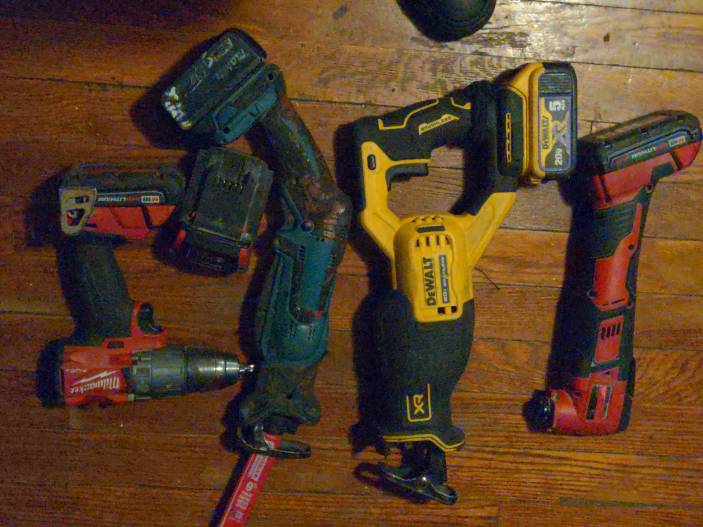 Milwaukee, Makita & DeWalt Power Tools