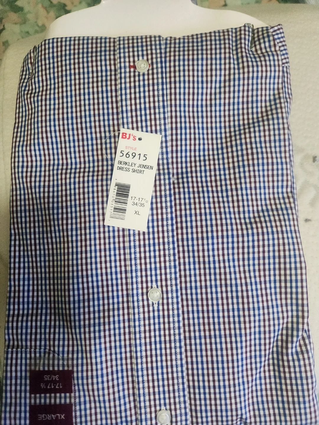 Club Room Men's Button-Down Dress Shirt Blue/White Stripe