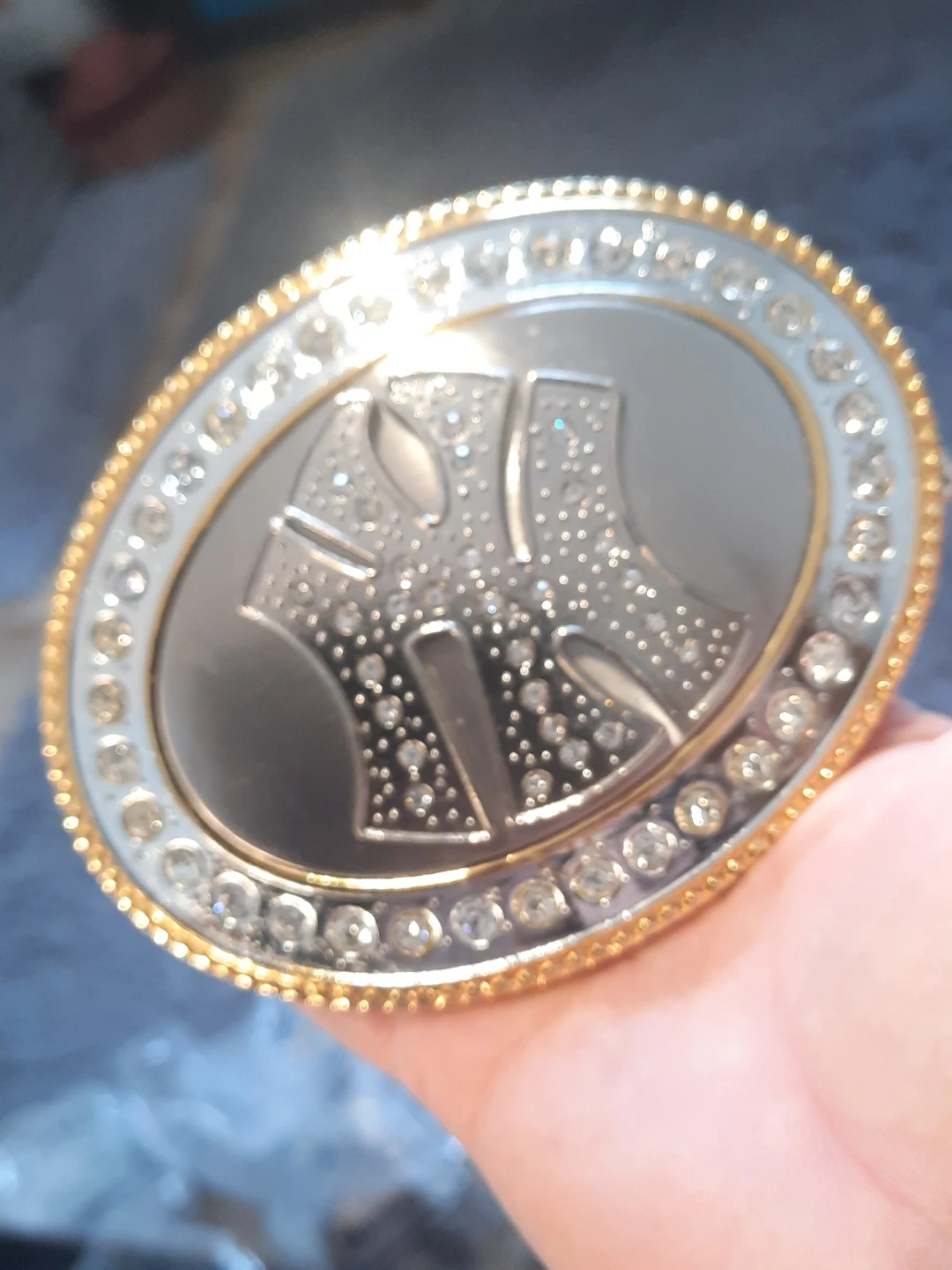 Decorative Belt Buckle with Rhinestones - photo 2