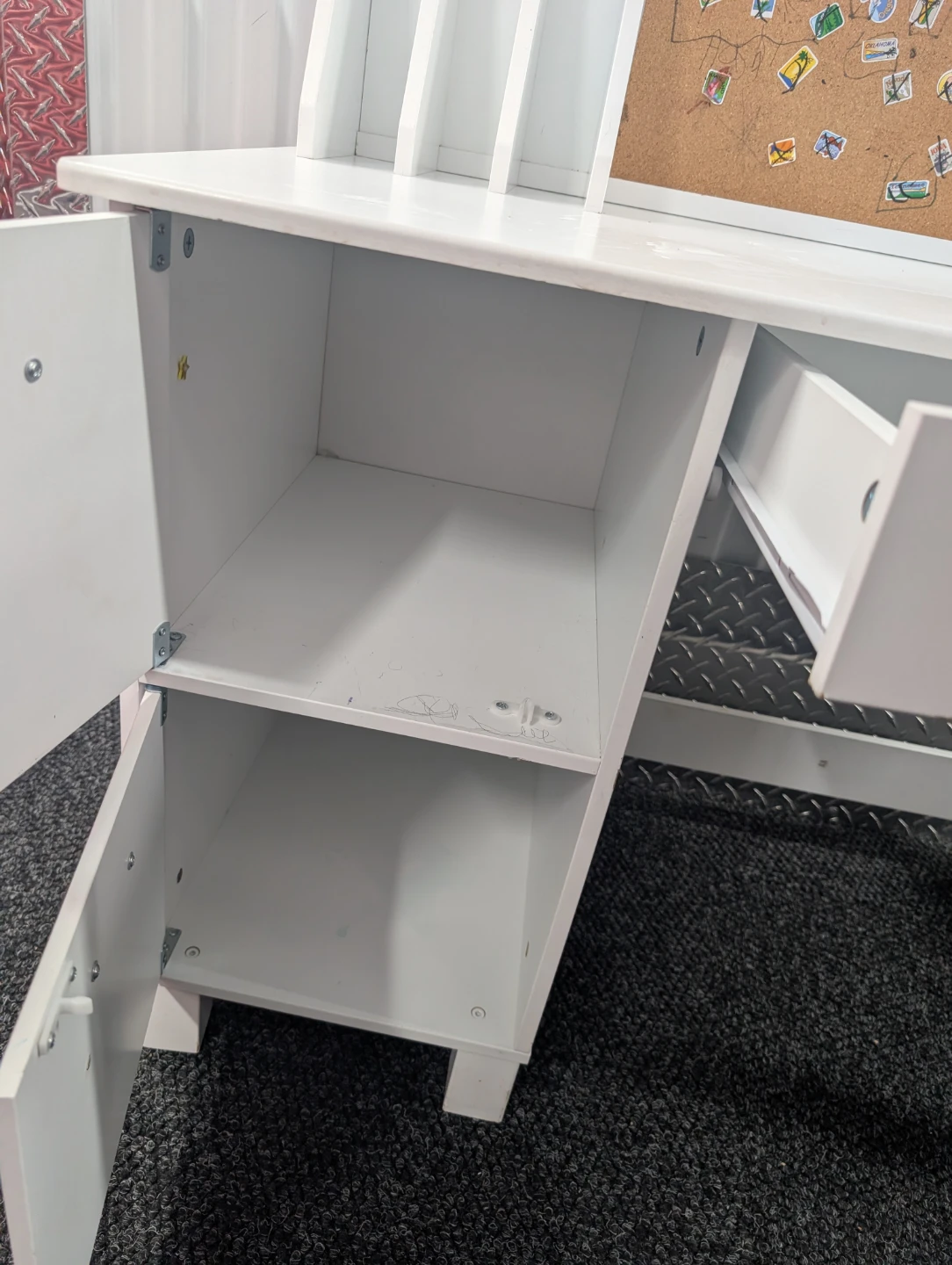 White Kidkraft Kids Desk with Chair and Storage - photo 2