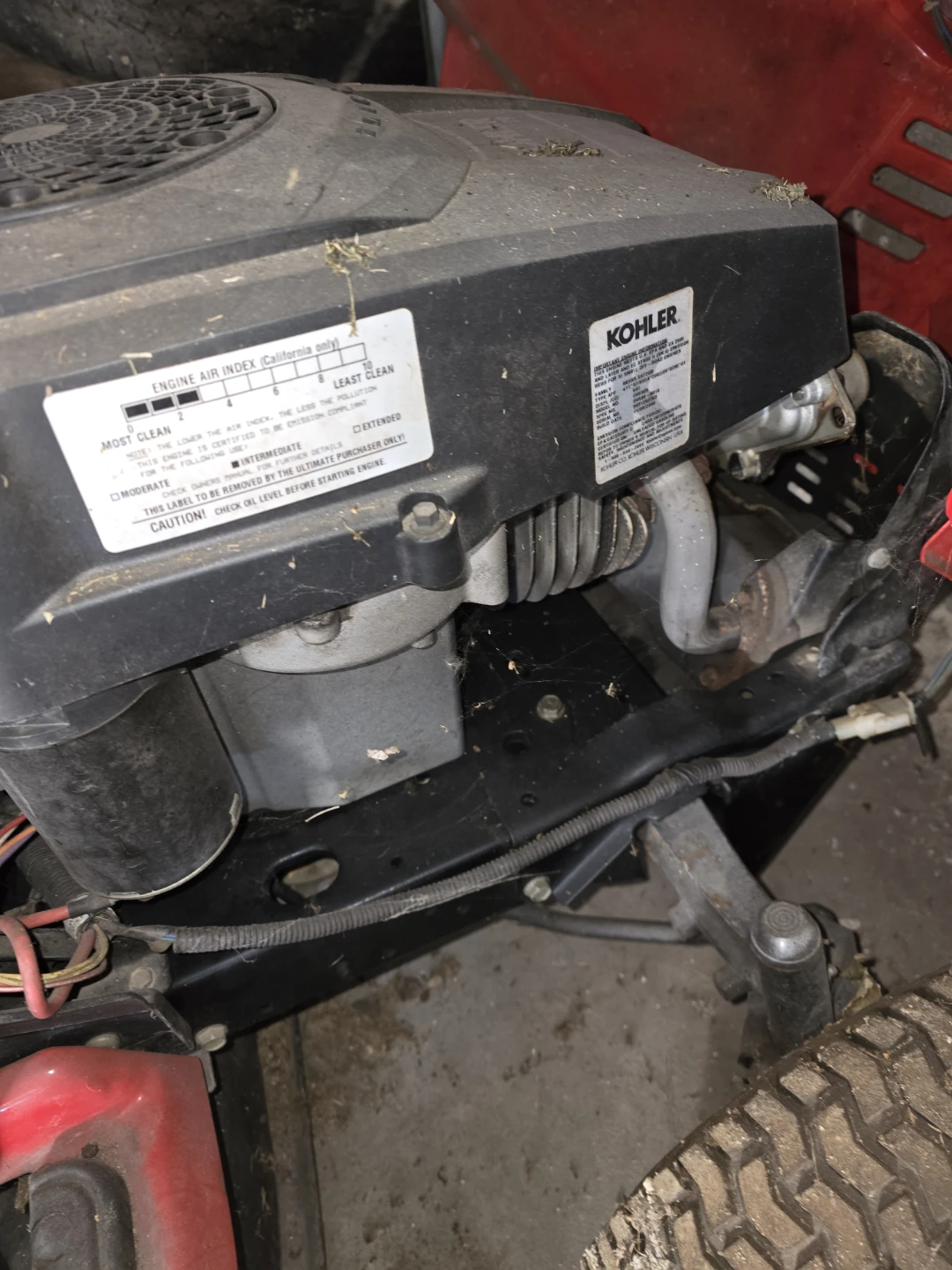 Troy-Bilt Riding Lawn Mower 42inch - photo 5