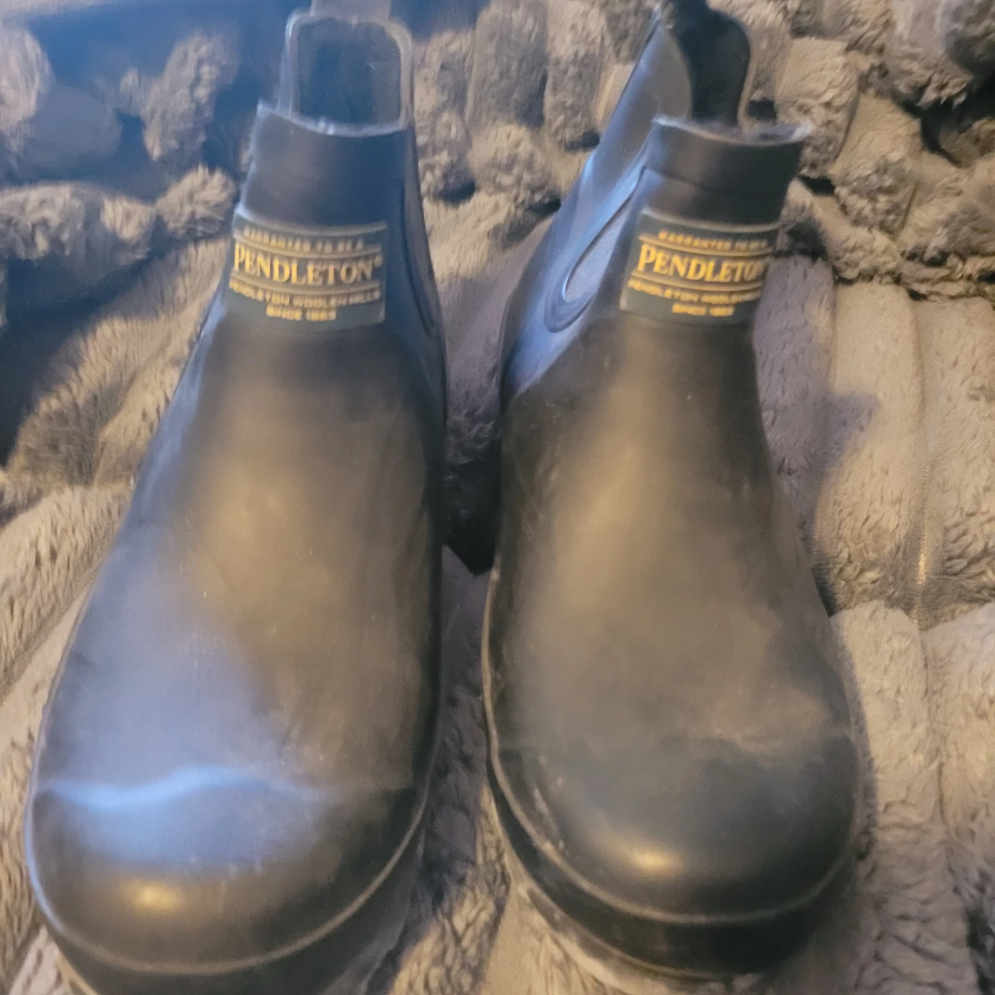 W9/M8 Pendleton Black Waterproof Boots - Size 9 - photo 2