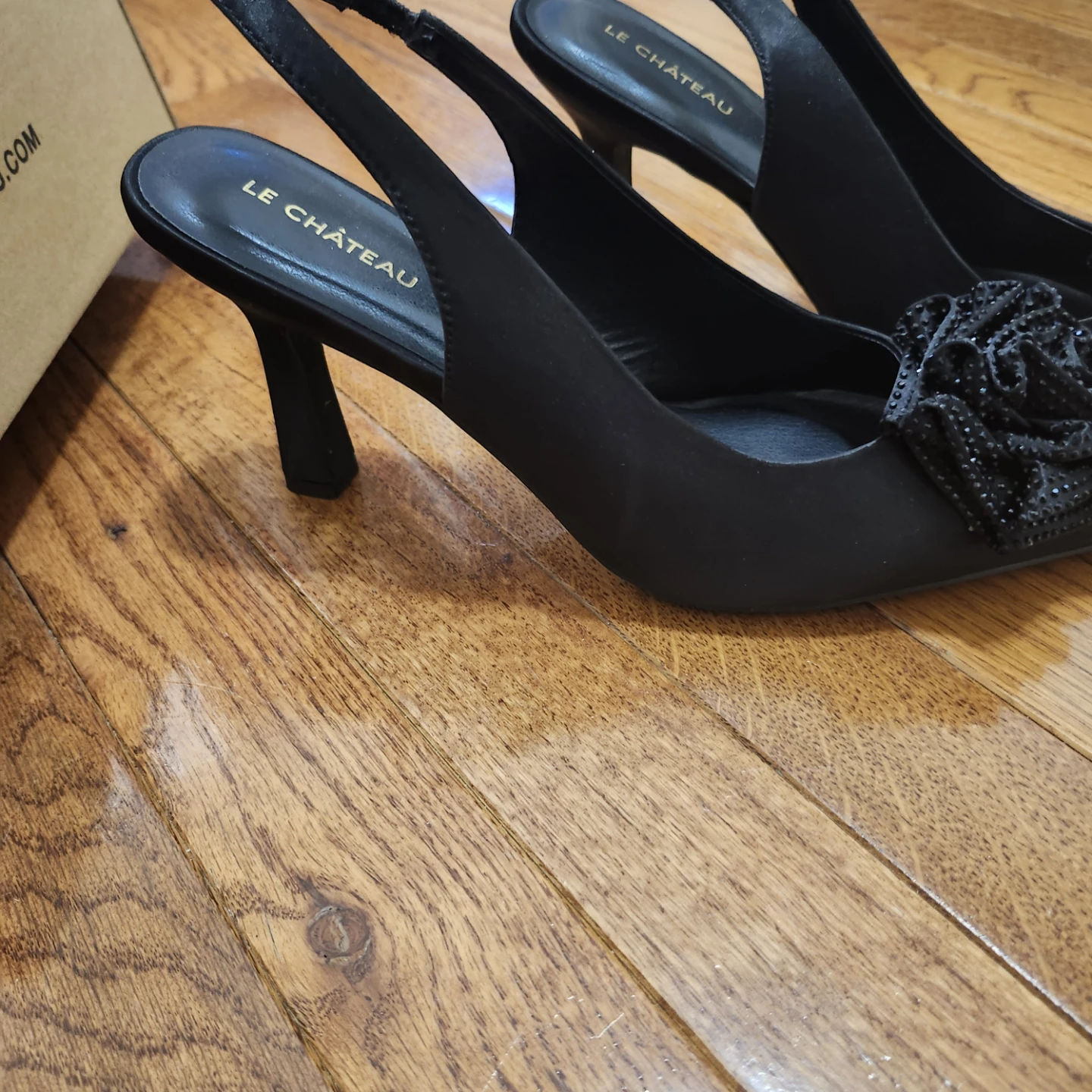 Le Château Black Embellished Slingback Heels - photo 2