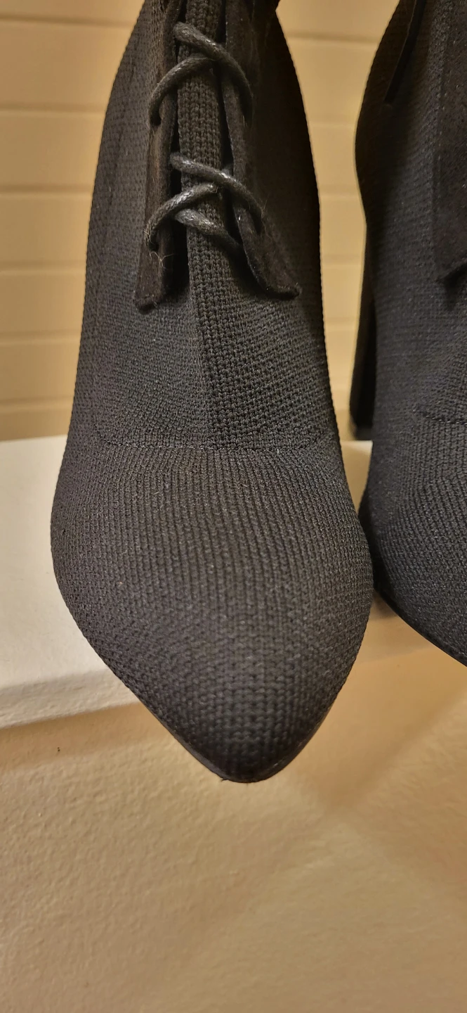 Black Lace-Up Ankle Boots - Size 6 - photo 3
