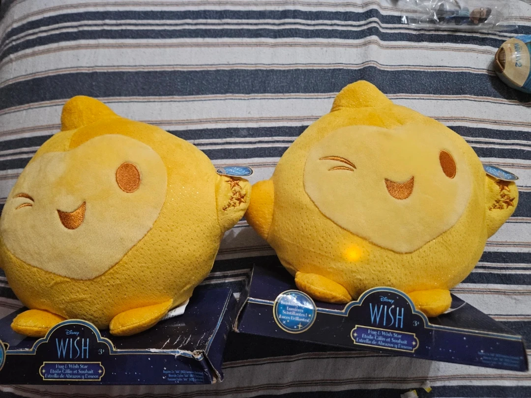 Disney Wish Star Plush Toy with Twinkling Lights