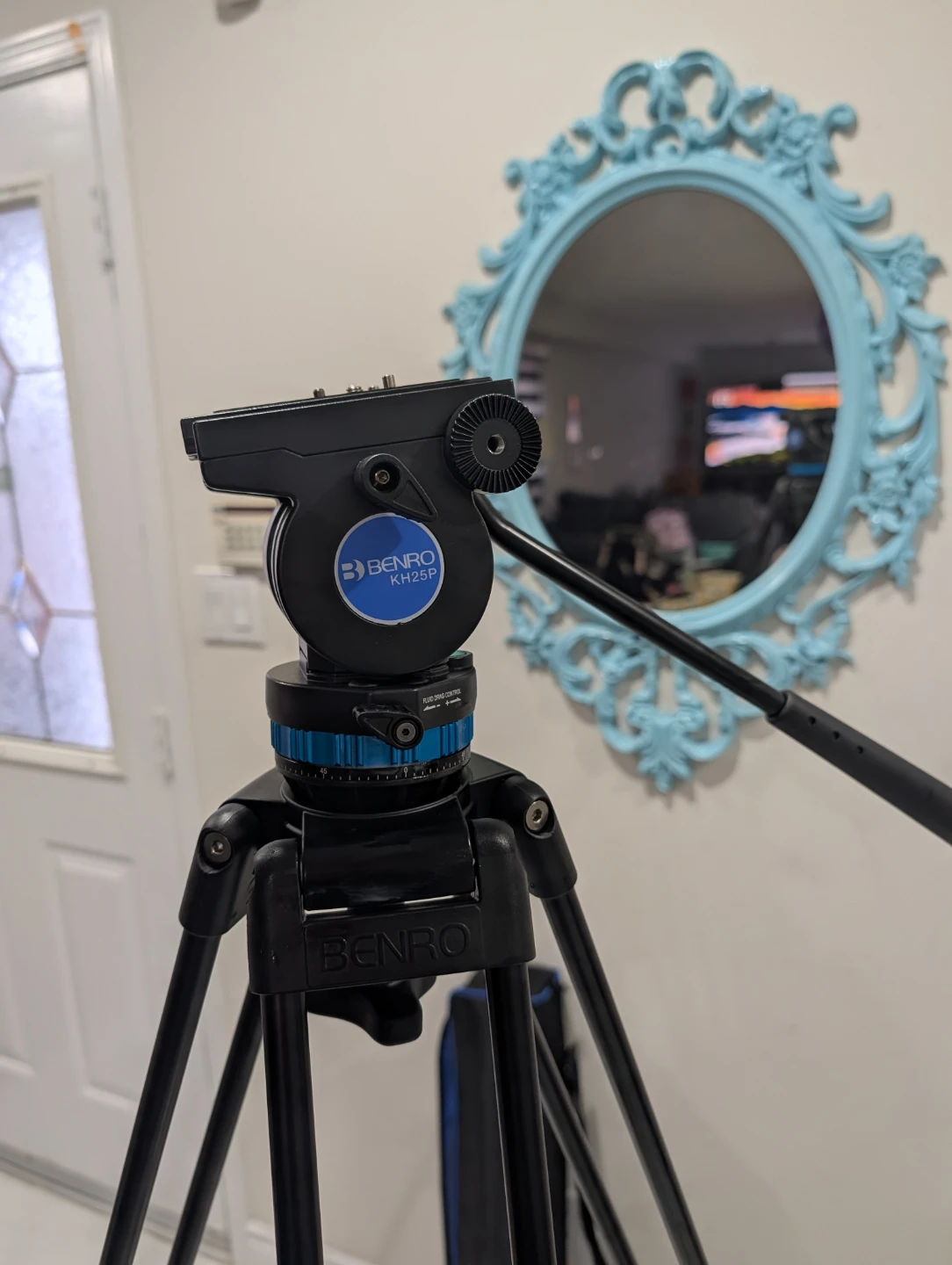 Brand New Never used Tripod -Benro KH25PC Video Tripod with Head - photo 3
