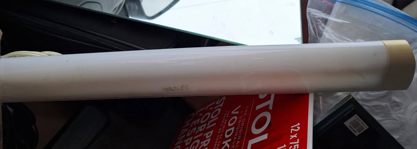 White Fluorescent Light Fixture (Kit Cat Club rescue)