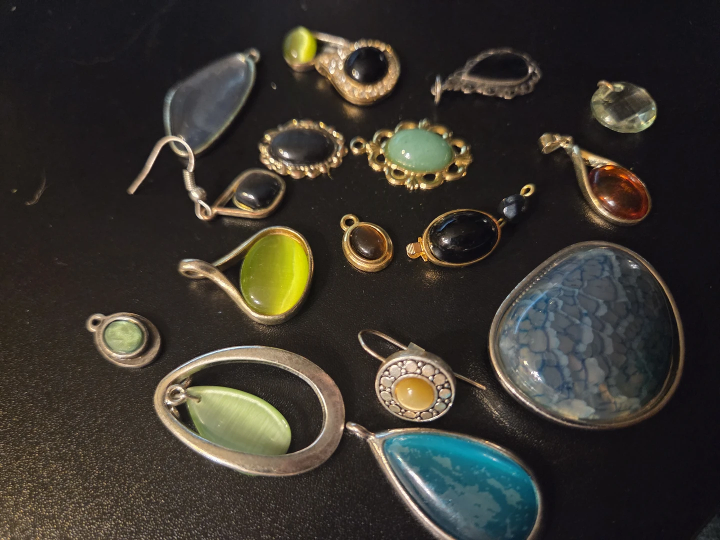 Assorted Pendants - photo 2