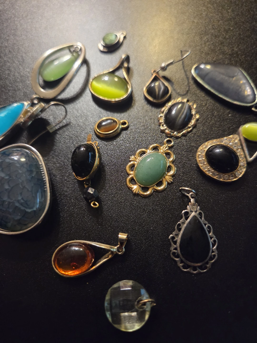 Assorted Pendants - photo 3