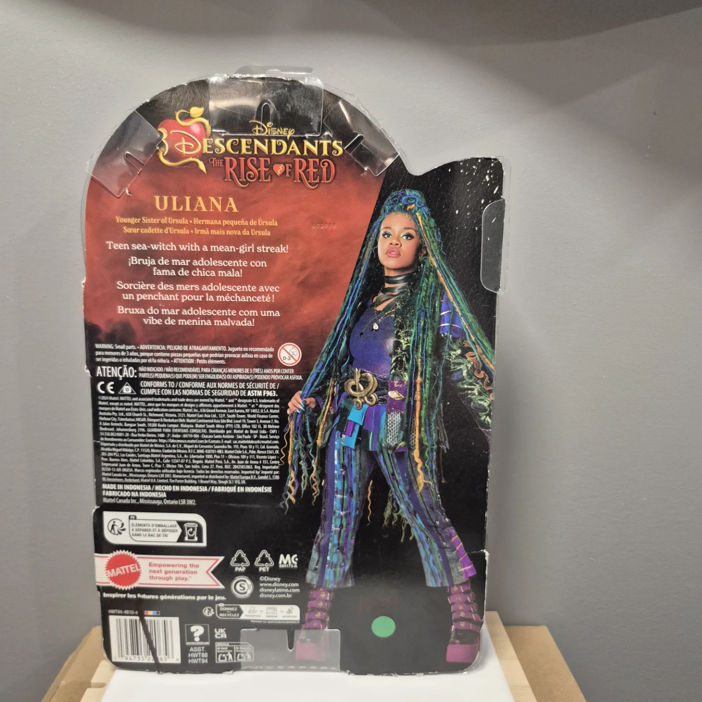 Disney Descendants Rise of Red ULIANA Doll - photo 3