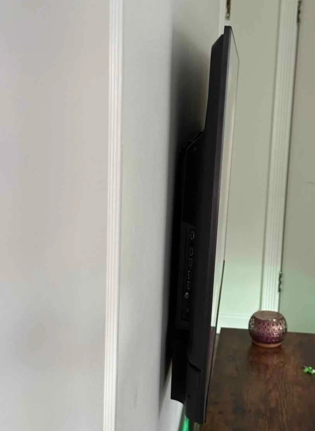 Sanus TV Wall Mount Bracket 32" - 80". - photo 2