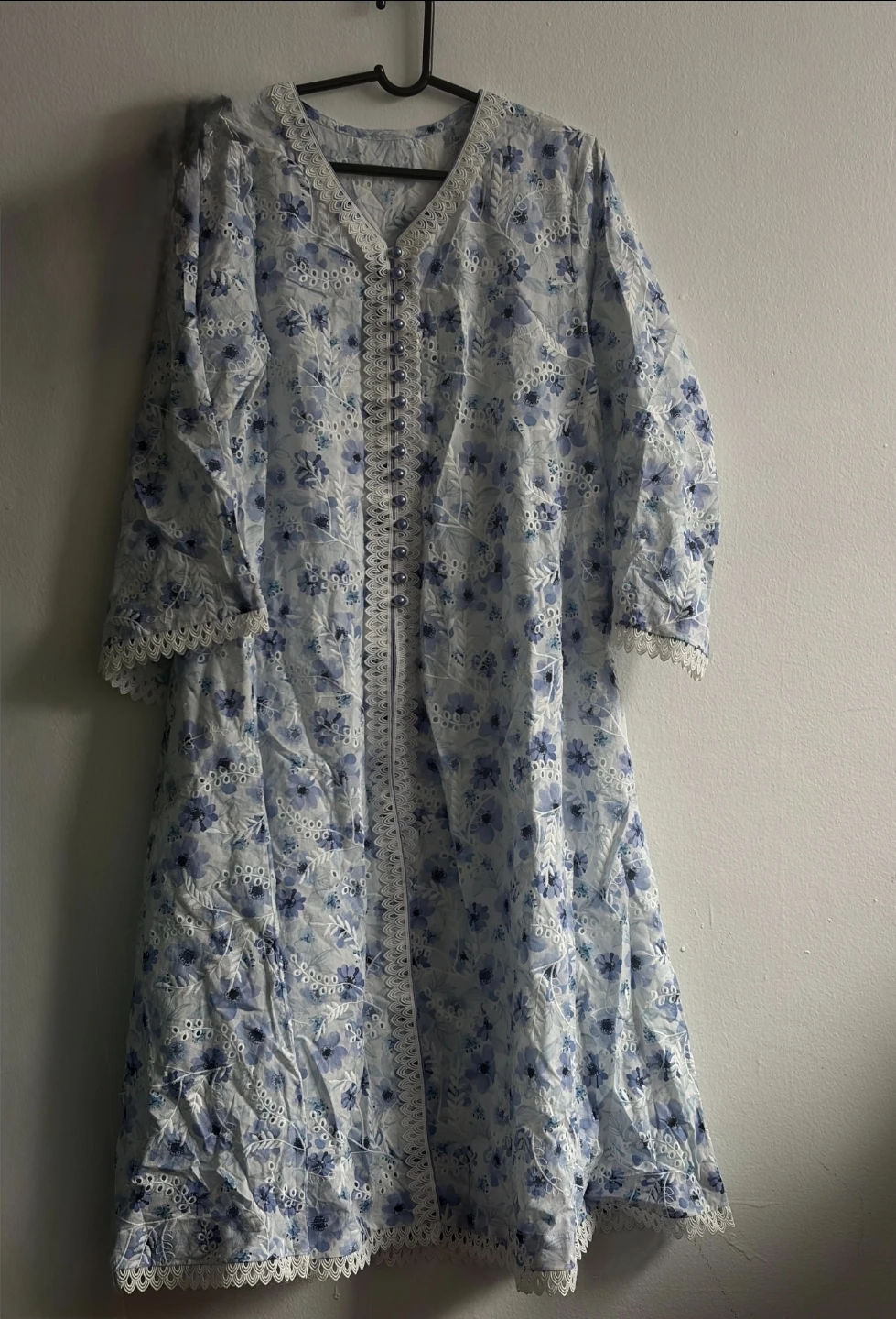 White Floral Print Long Sleeve Kurti