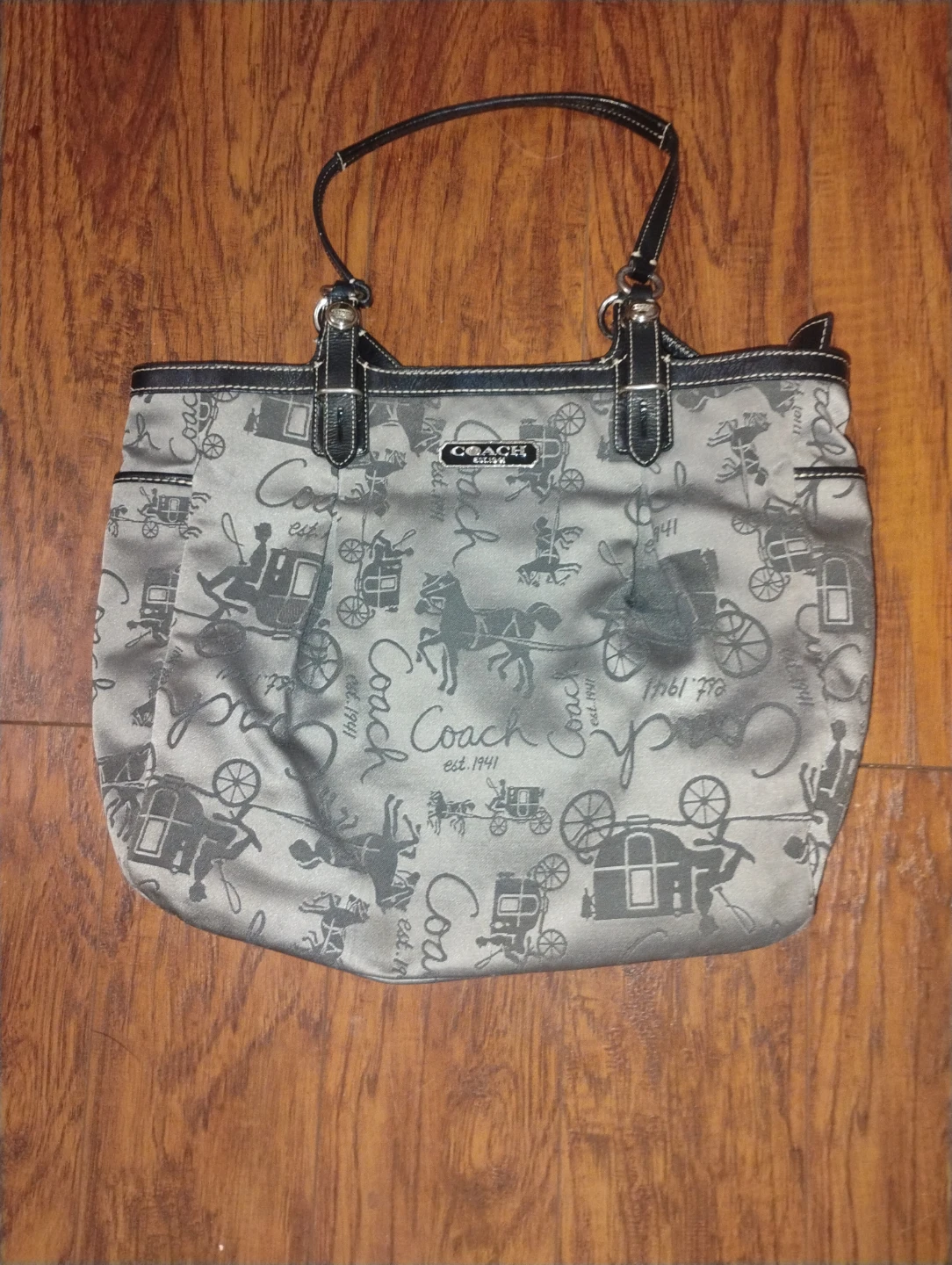 Coach Horse and Carriage Tote Bag