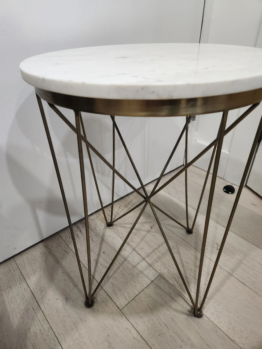 Round Marble Top Side Table with Brass Base - photo 3