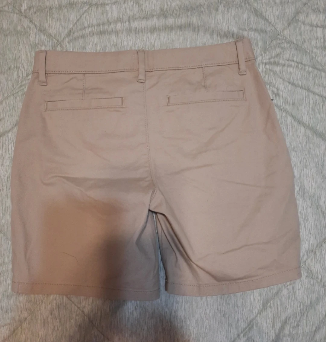 GAP Khaki Shorts - photo 2