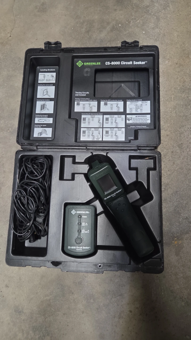 Greenlee CS-8000 Circuit Seeker Kit