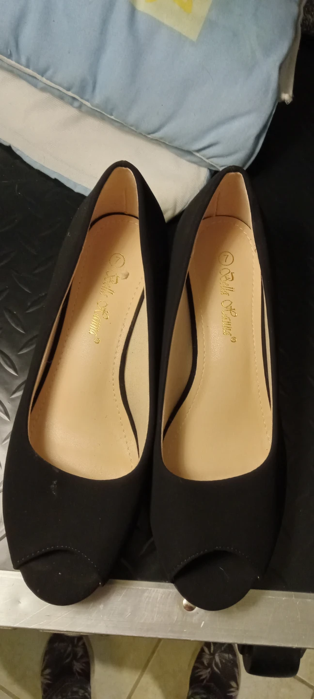 Bella Canna Women's Black Peep-Toe Wedge Heels - Size 7