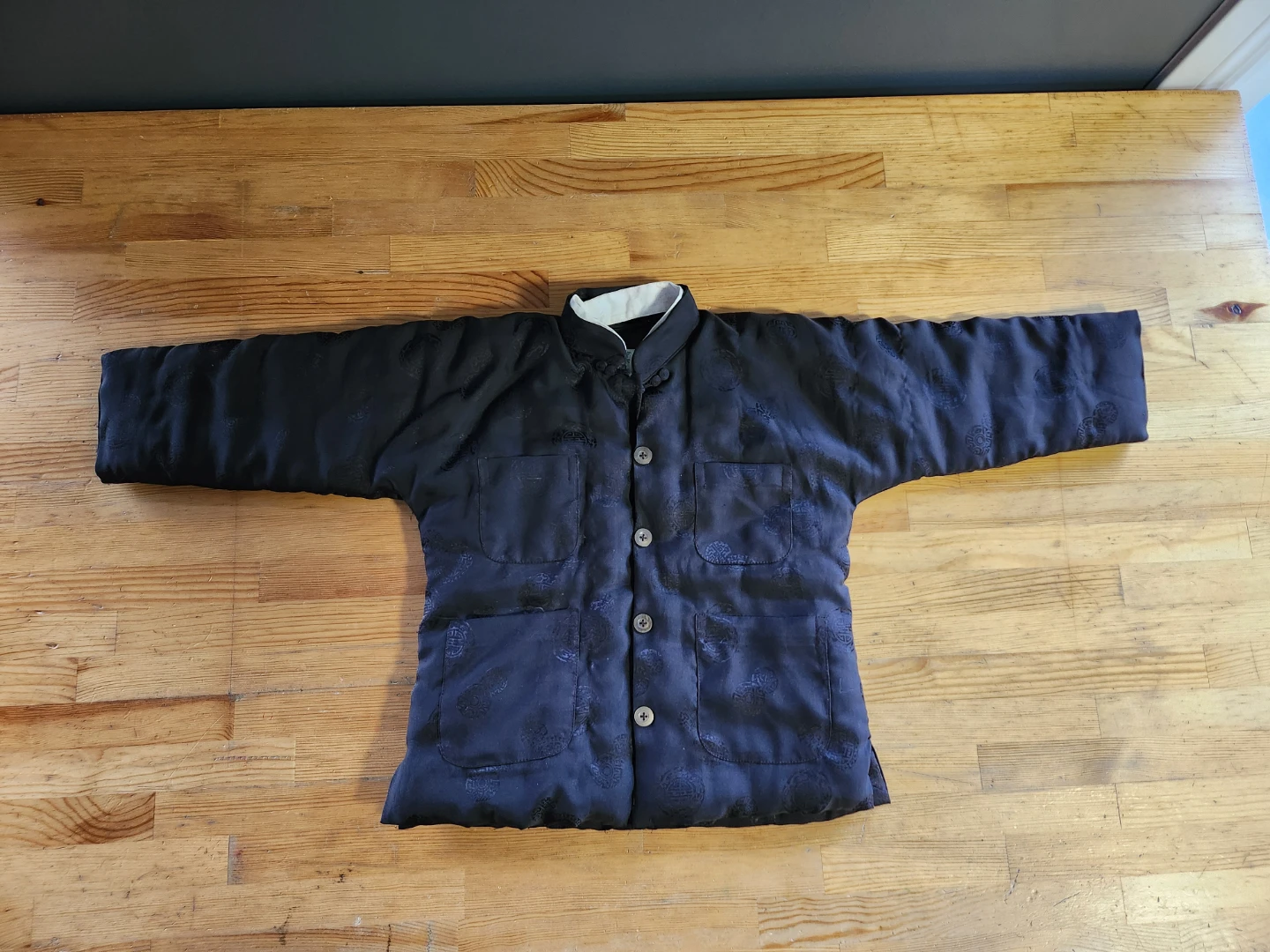 Kids Chinese-style padded jacket (Size 17, ages 6-8) 🏆