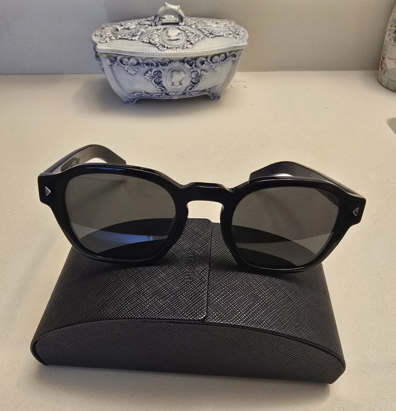 Prada Black Sunglasses with Case - photo 2