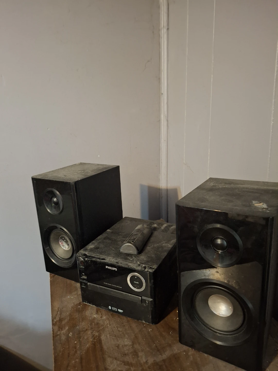 Philips Micro Music System Speakers