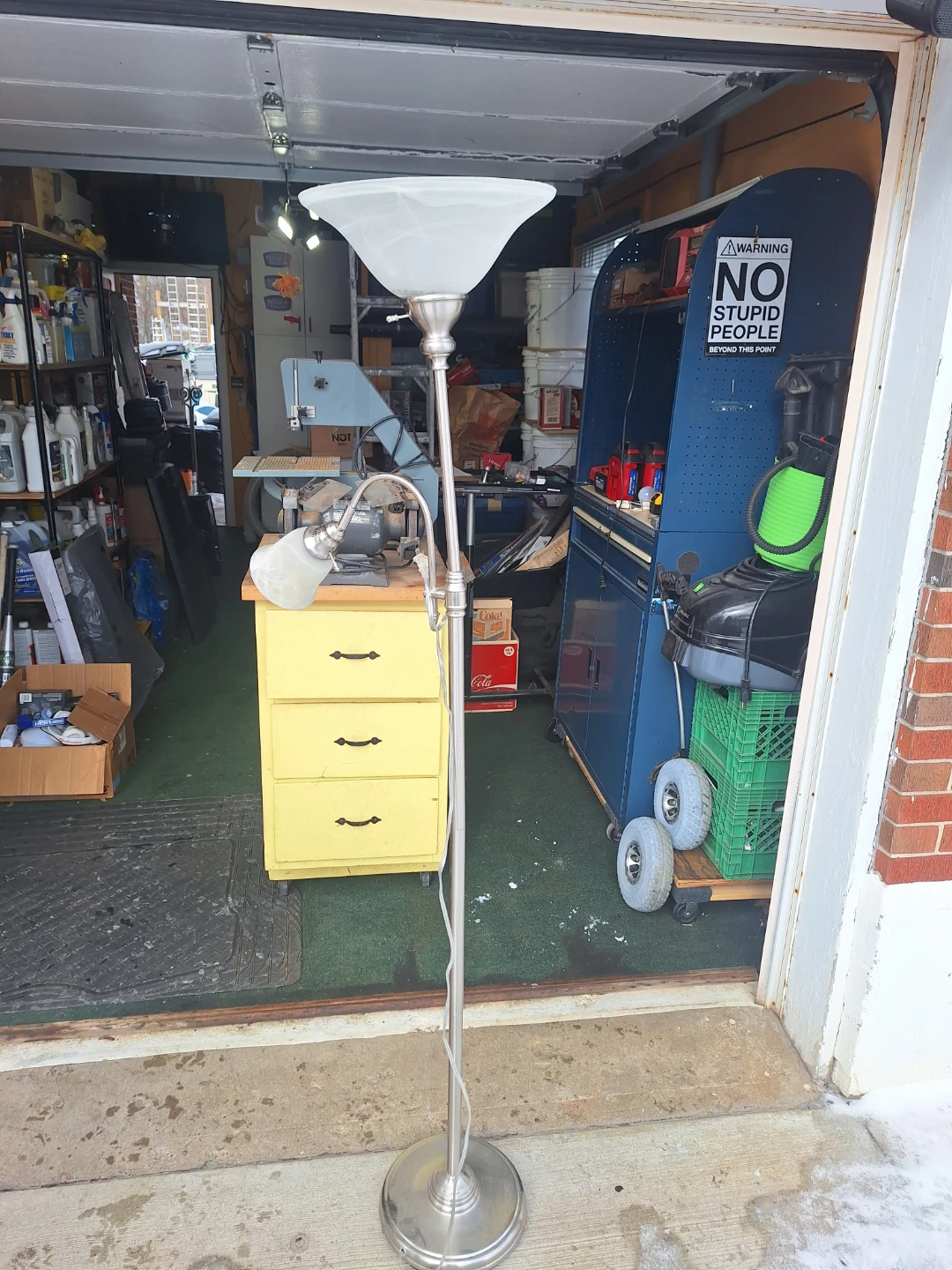 Floor Lamp with Adjustable Reading Light