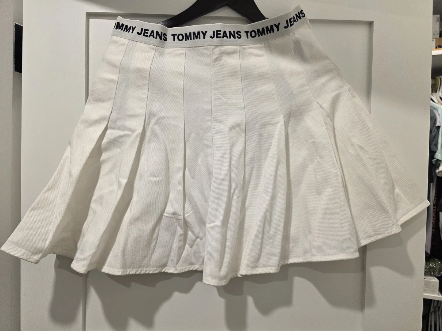 Tommy Jeans White Pleated Skirt Size 8