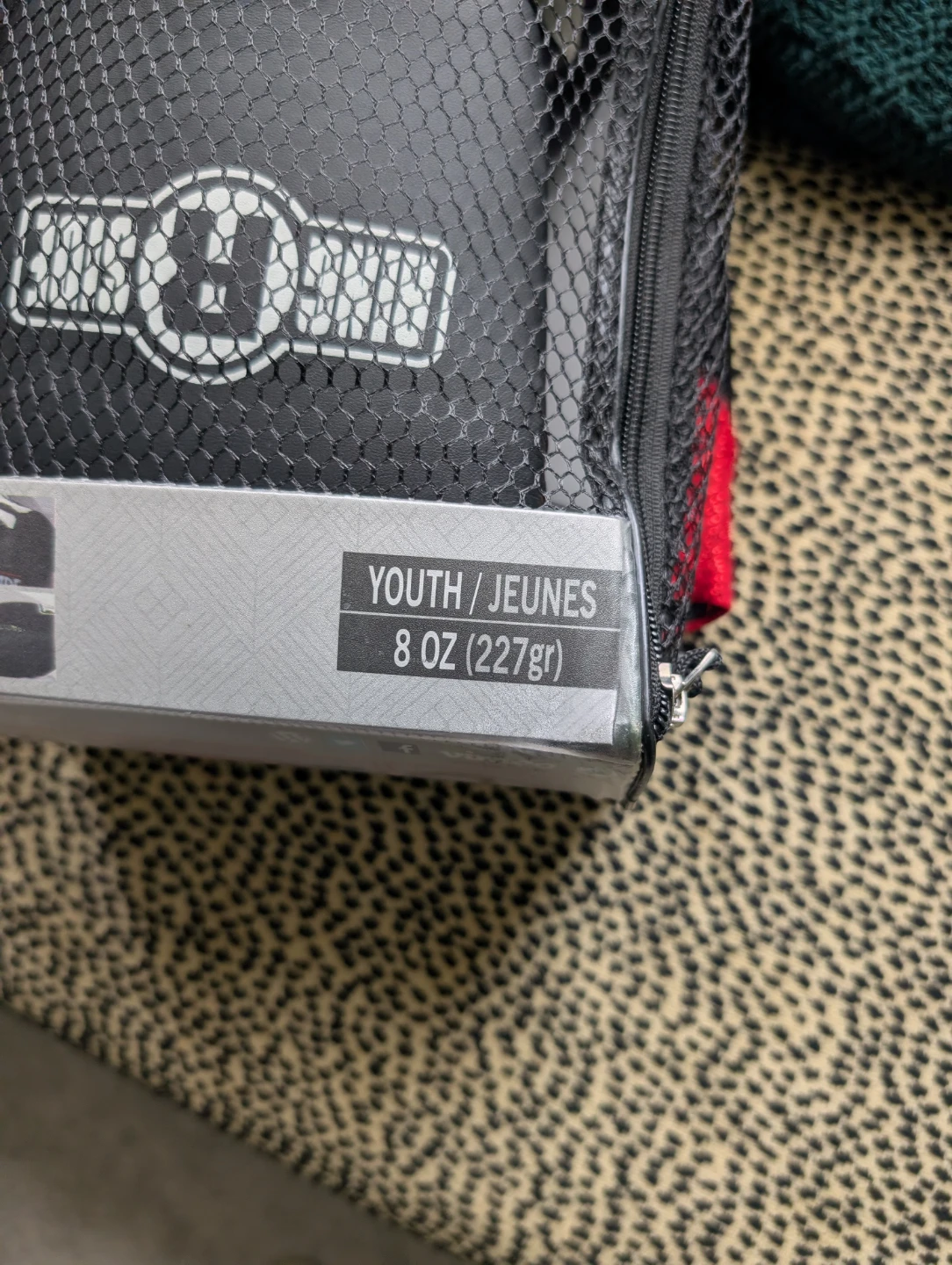 Ringside Youth Striker Training Gloves - 8 oz - photo 3