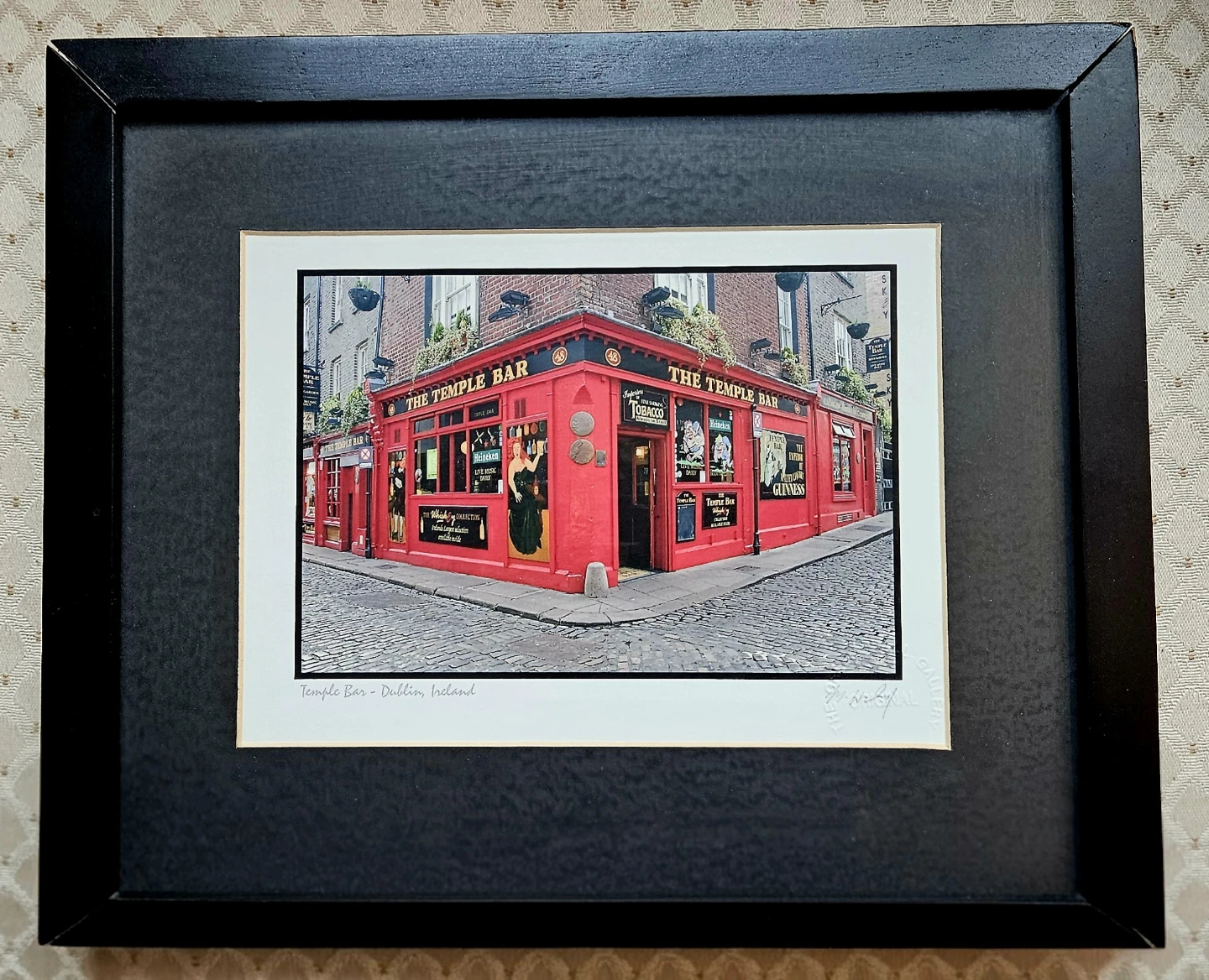 Framed Print - The Temple Bar, Dublin 🥕✨️