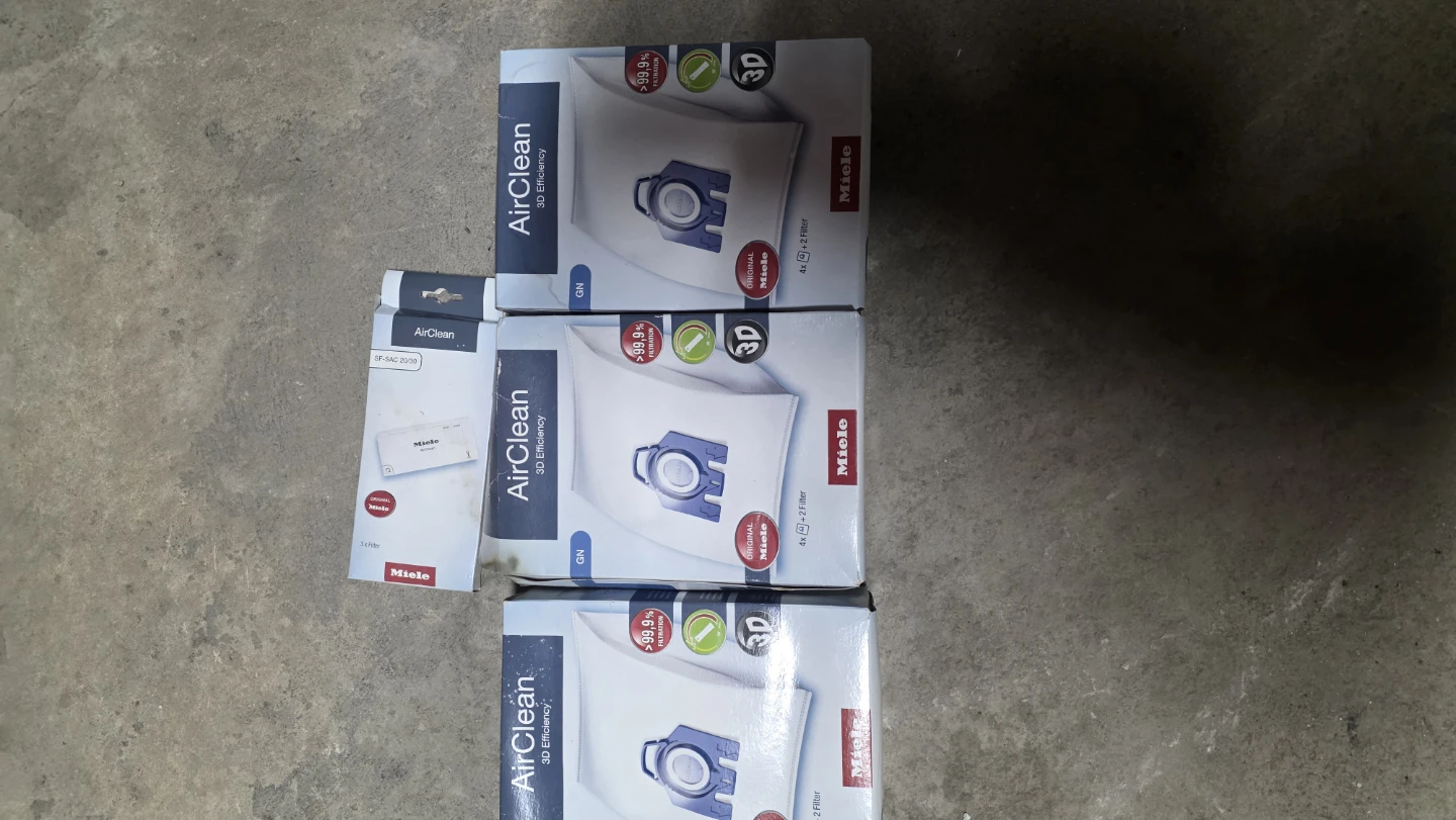Miele AirClean GN Vacuum Bags - 3D Efficiency (4x + 2 Filter)