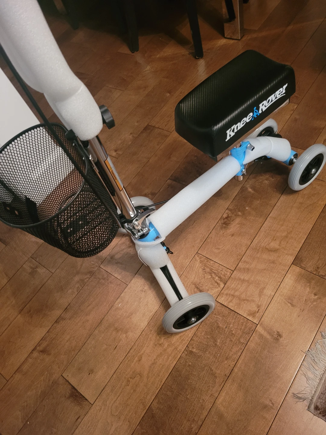 Knee Rover Steerable Knee Scooter Walker - photo 2