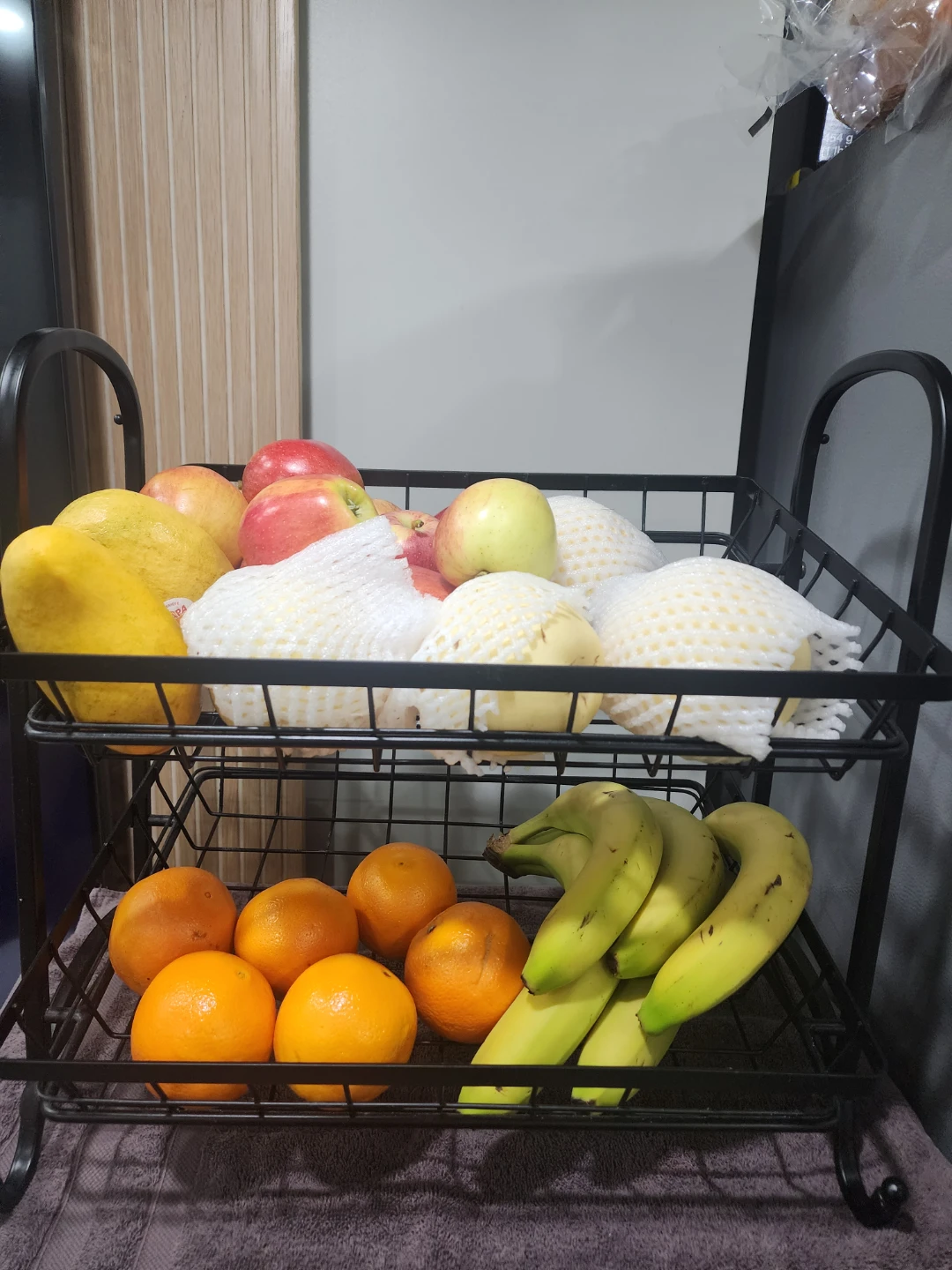 2-Tier Metal Fruit Basket - photo 3