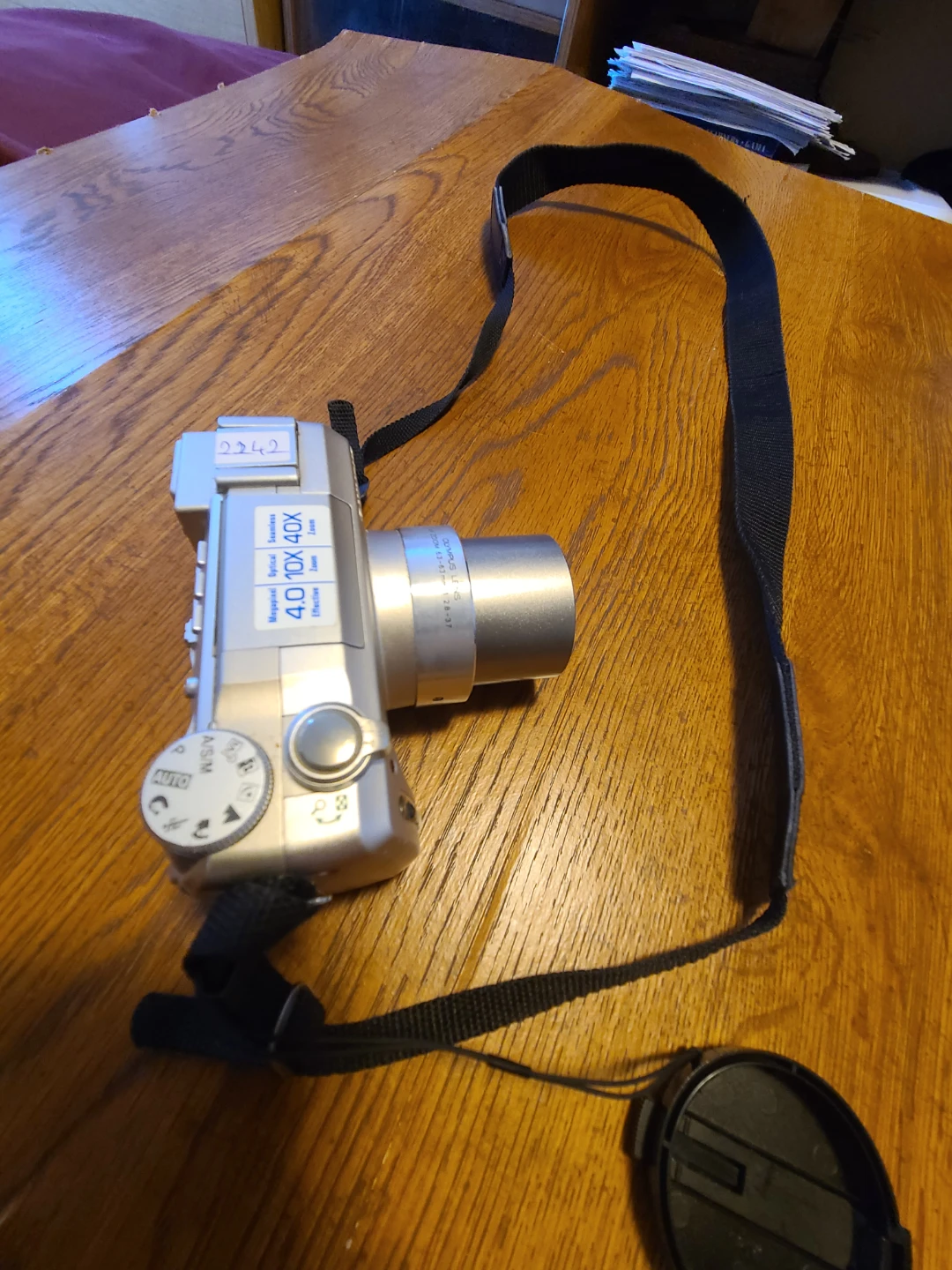 Olympus C-770 10x Ultra Zoom,  4 Megapixels Digital Camera - photo 3