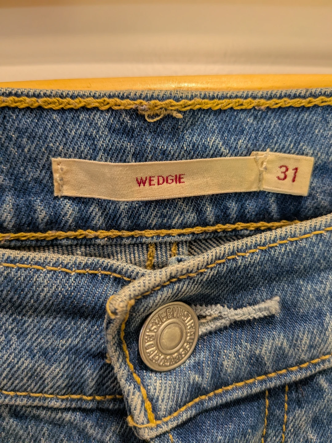 Levi's Wedgie Blue Jeans size 31 - photo 3