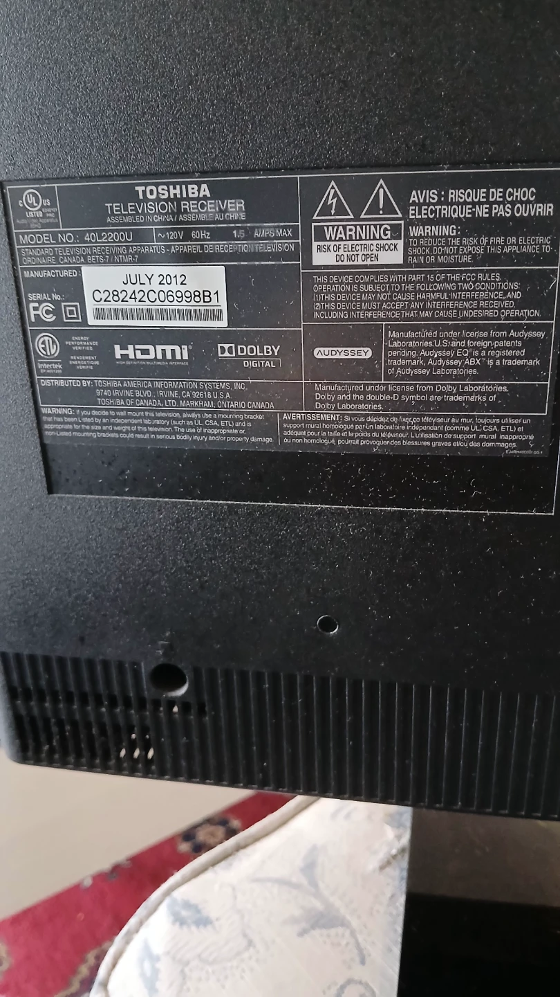 Toshiba 40" 40L2200U Television - photo 3