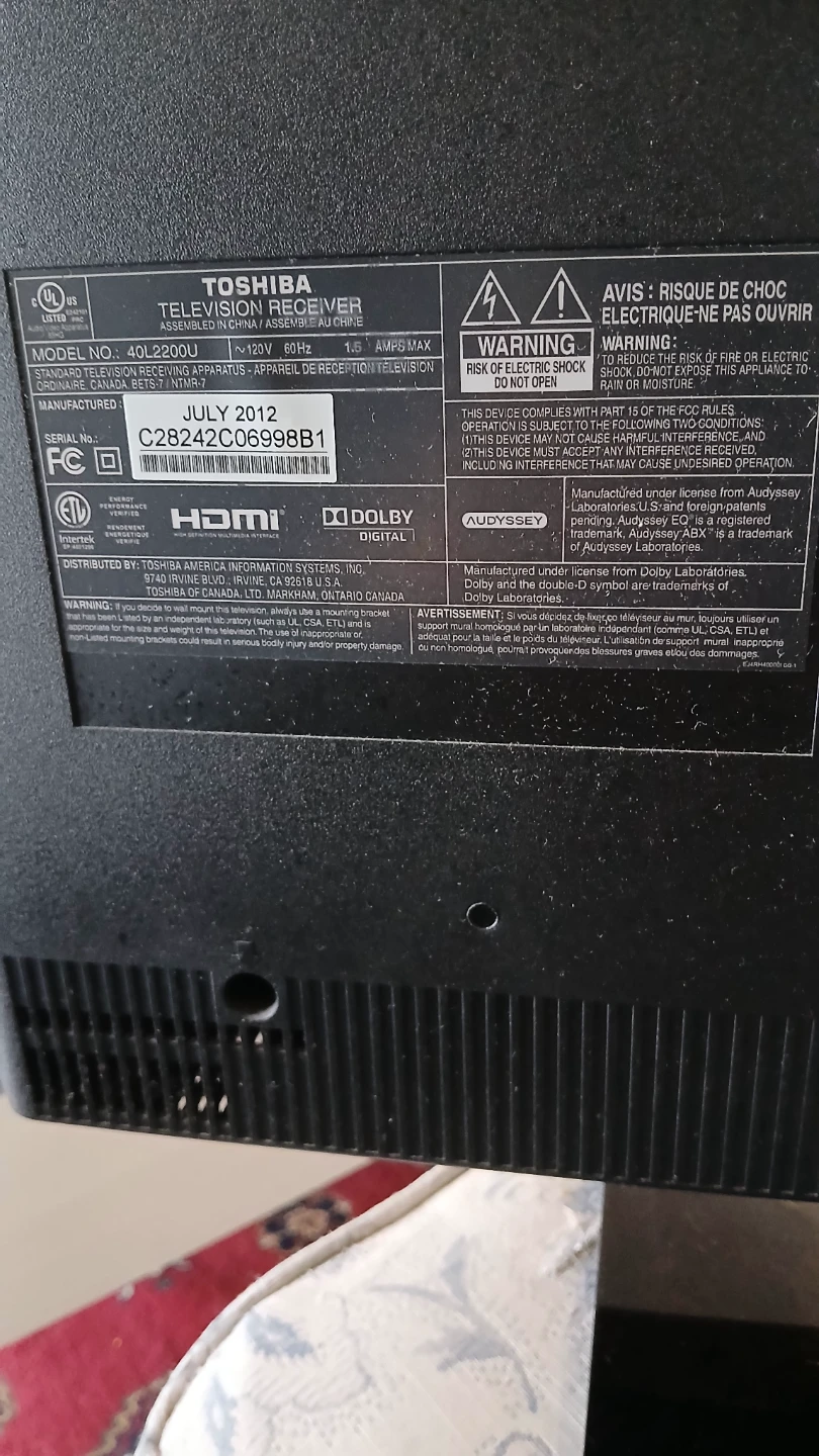 Toshiba 40" 40L2200U Television - photo 4