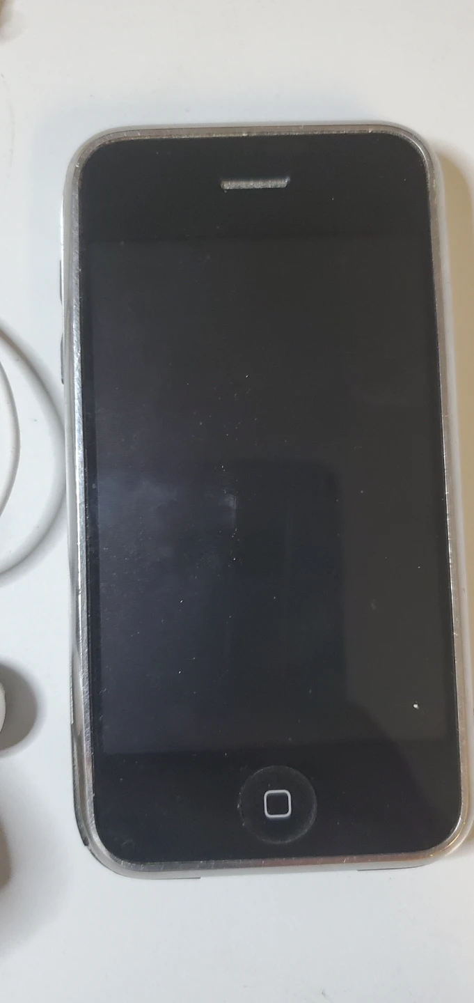 IPhone Gen 1 - photo 4