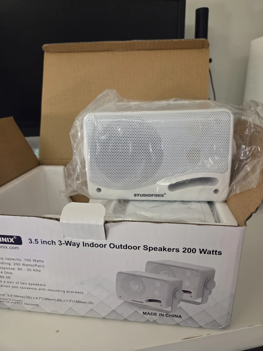 STUDIOFINIX 3.5 inch 3-Way Indoor Outdoor Speakers 200 Watts - photo 3