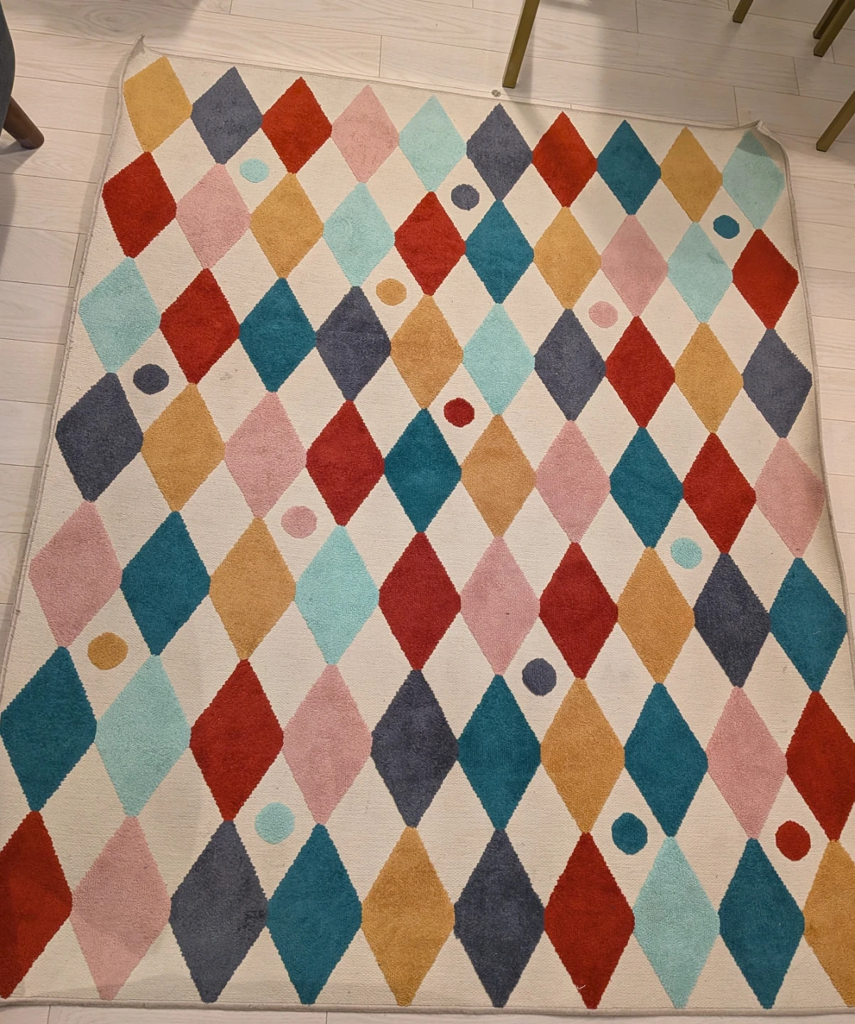 Colourful Diamond Pattern Area Rug