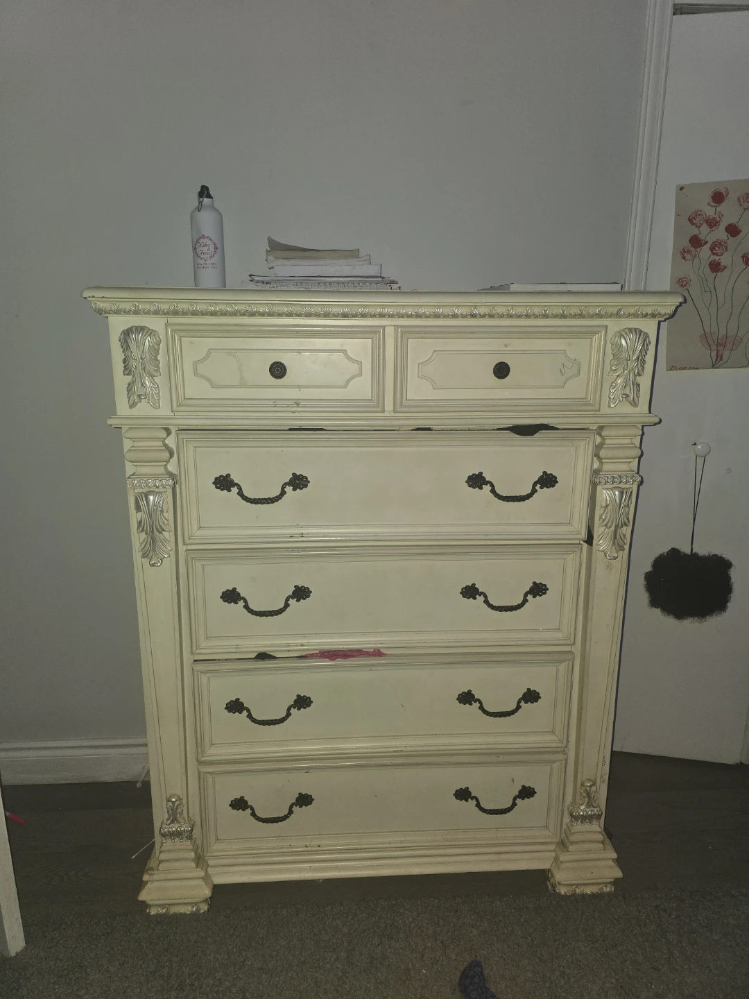 Cream French Style Dresser with 8 Drawers - photo 2