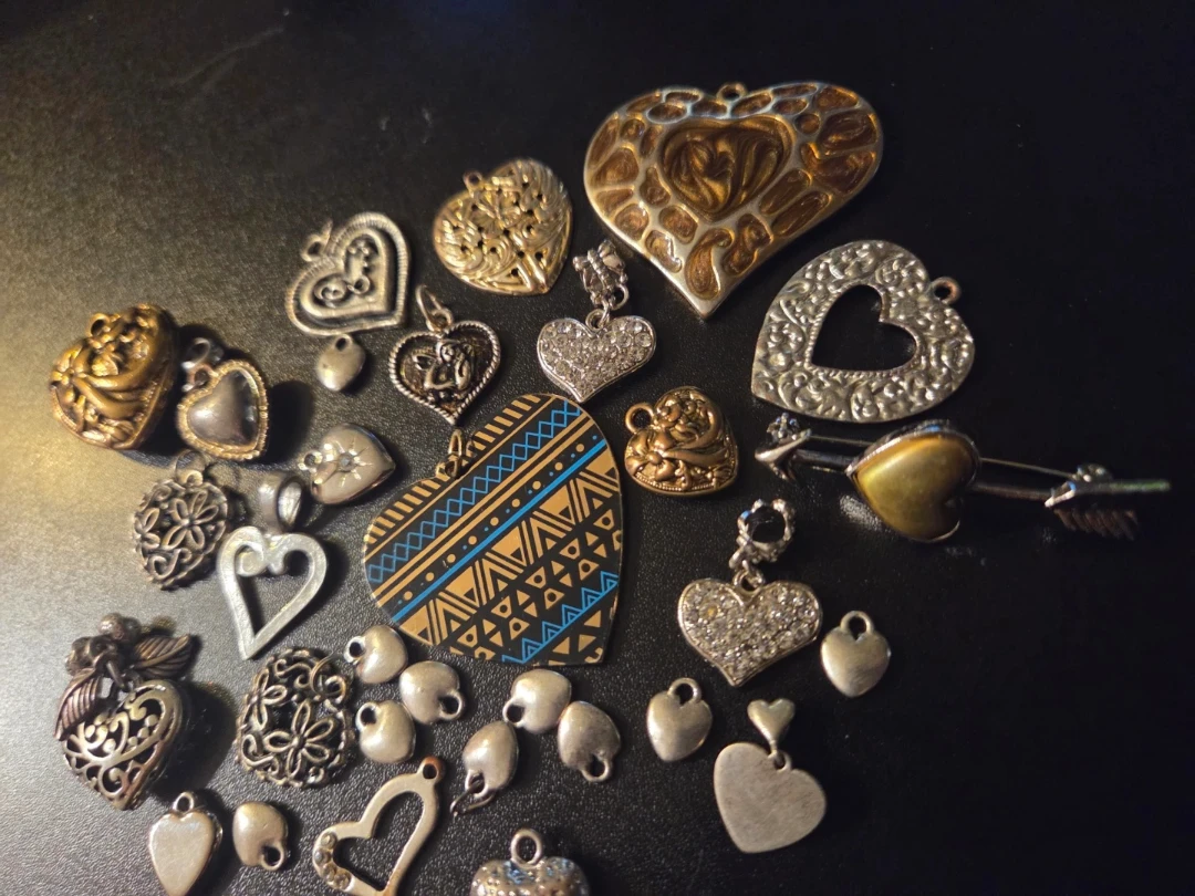 Assorted Heart Charms and Pendants - photo 2