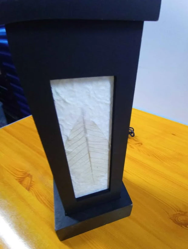 FOSSIL Table Lamp w/Real Fossil Leaf Design - photo 2