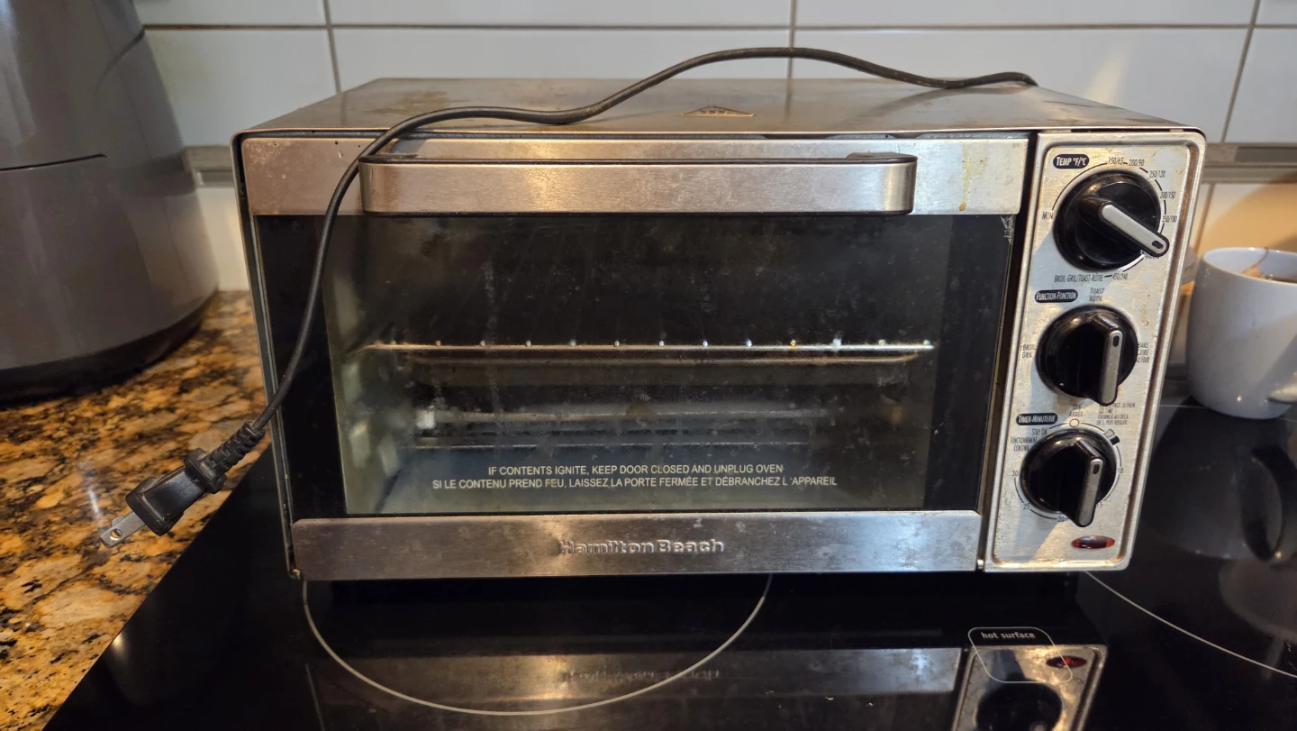 Hamilton Beach Toaster Oven