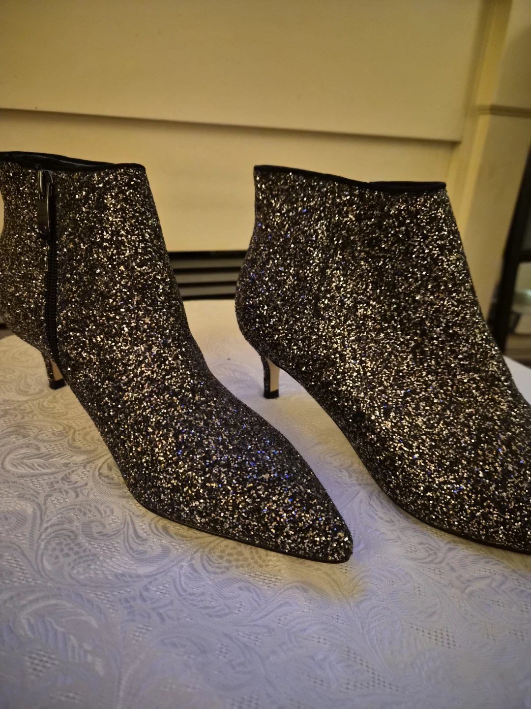 Deryna Glitter Ankle Boots 🏆