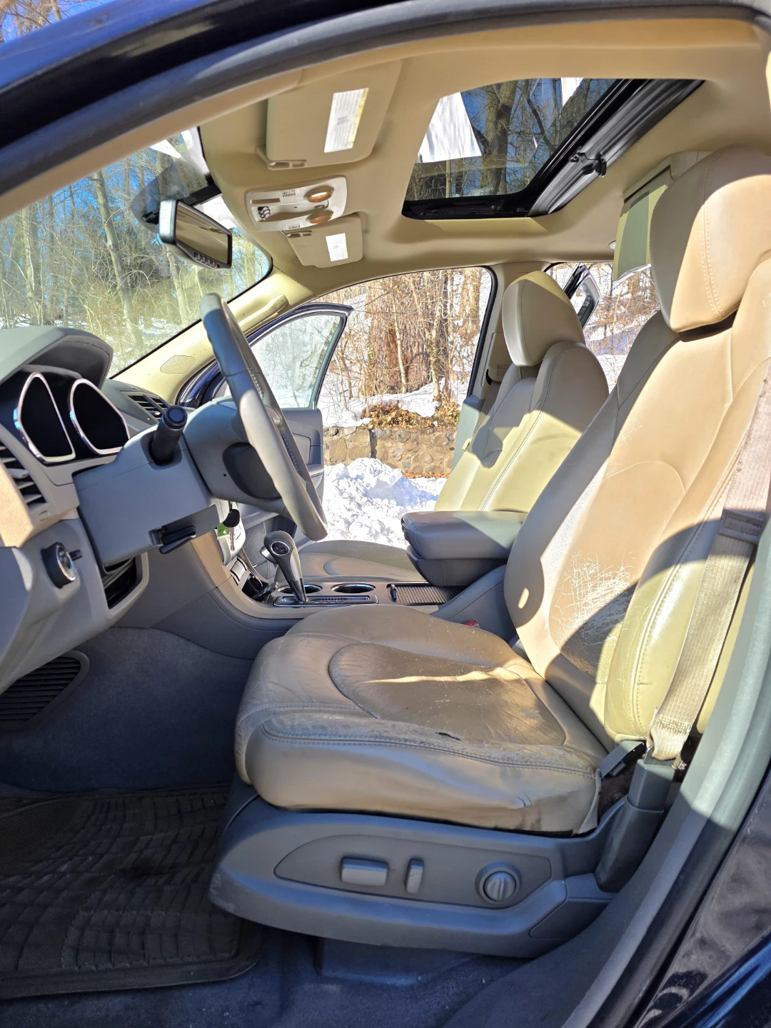 2011 CHEVROLET TRAVERSE - photo 5