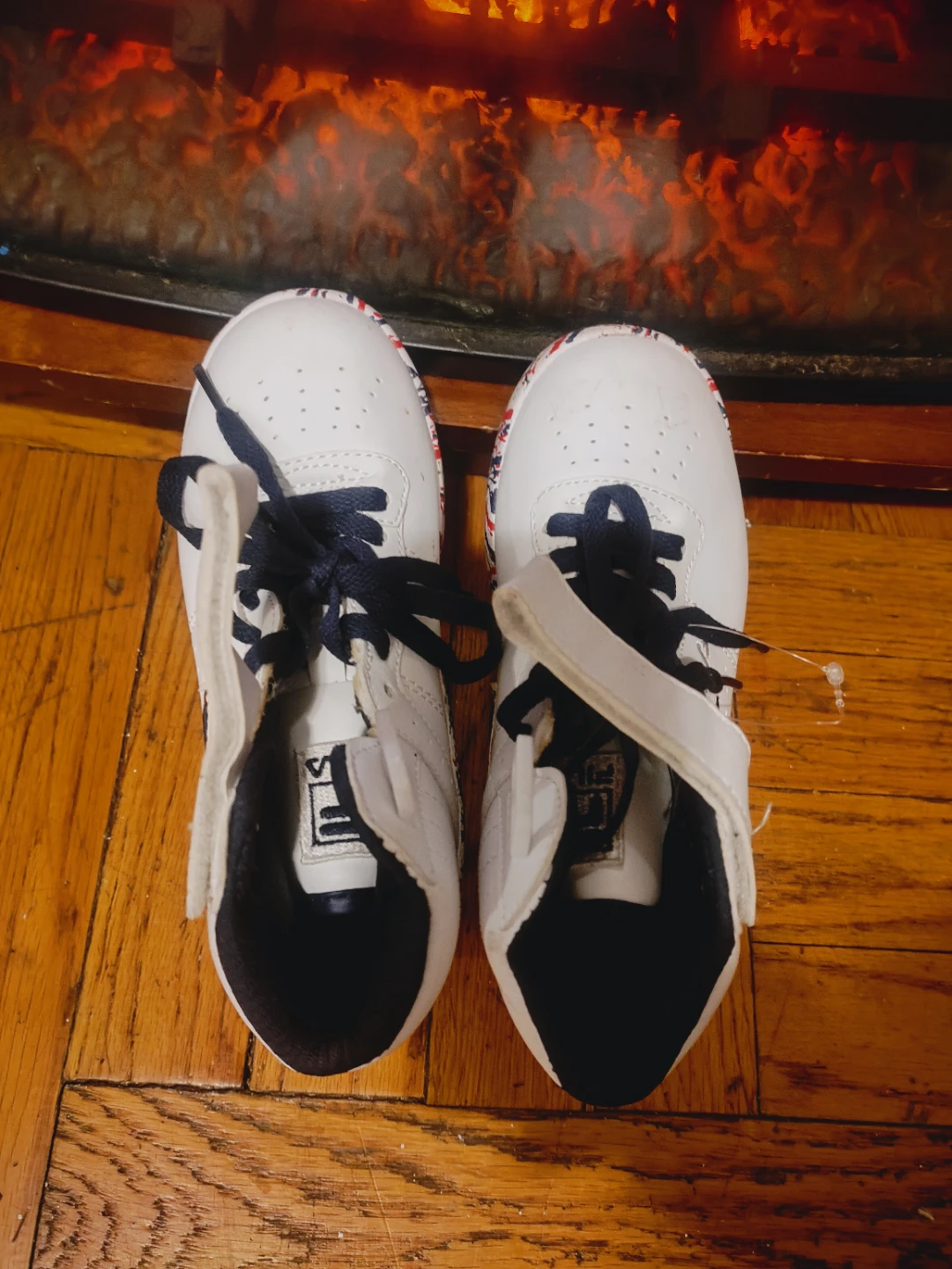 Boy or girl Fila High Top Sneakers Size 13.5 new no foot pad - photo 3
