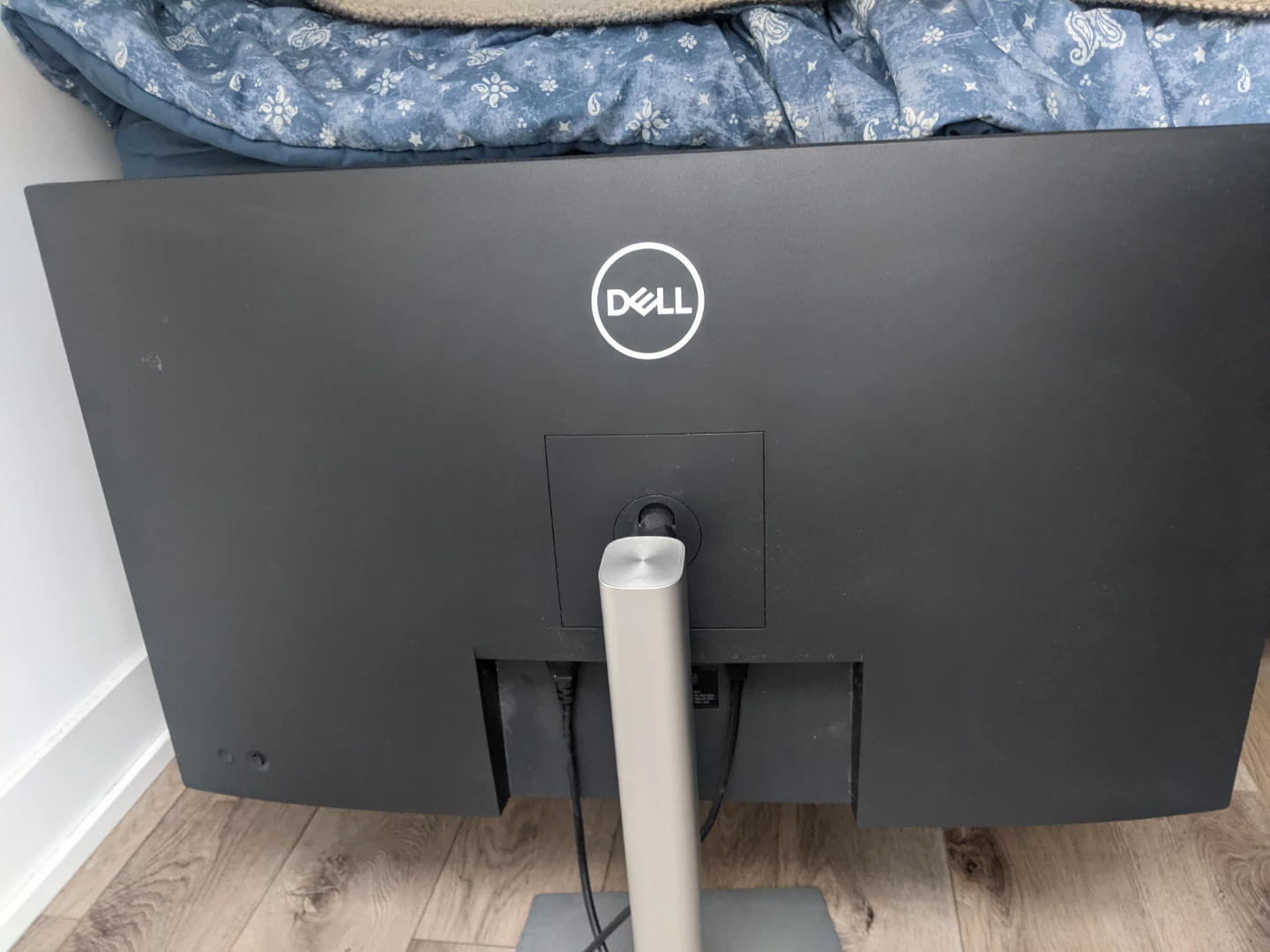 Dell P3223QE 31.5-inch 4K UHD USB-C Hub Monitor - photo 2