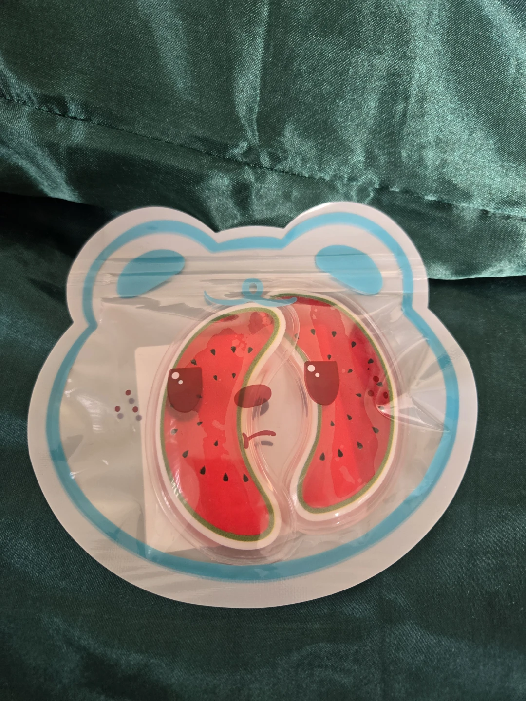 Red Watermelon Gel Pack for eyes ✨️❄️🧊 - photo 3