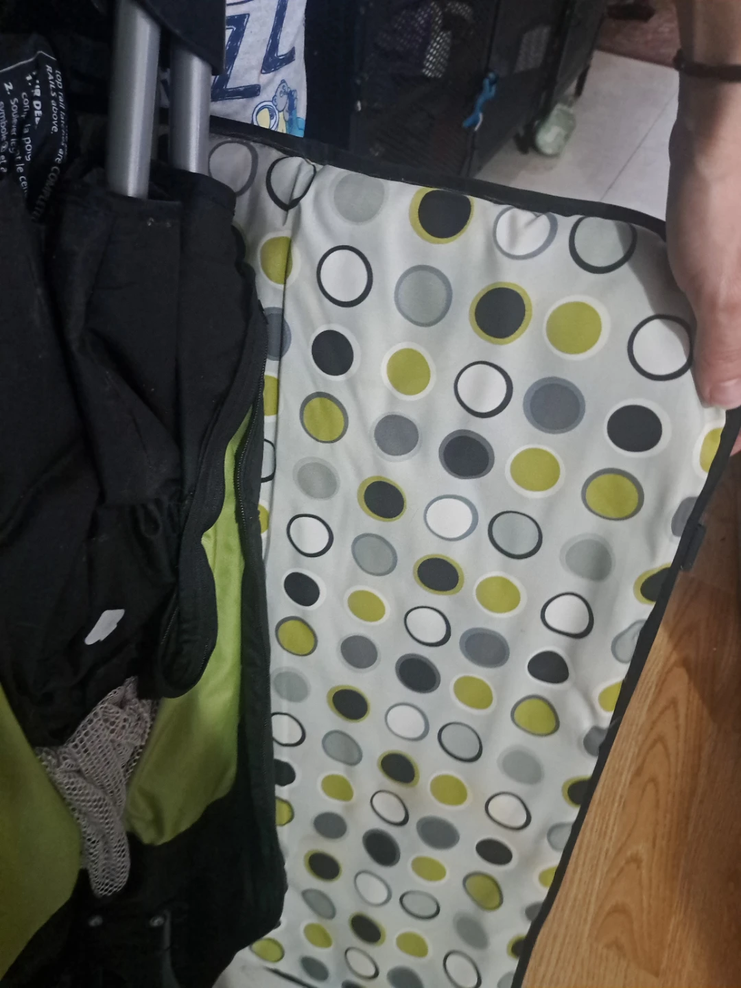 Playpen with change pad - photo 3
