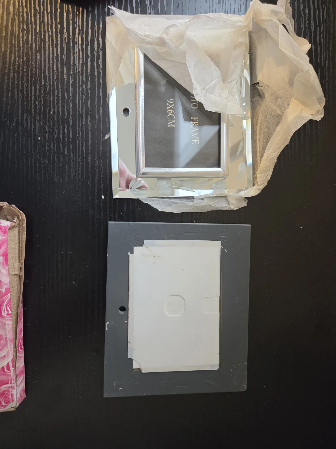 2 Glass Photo Frames - 9x6cm - photo 4