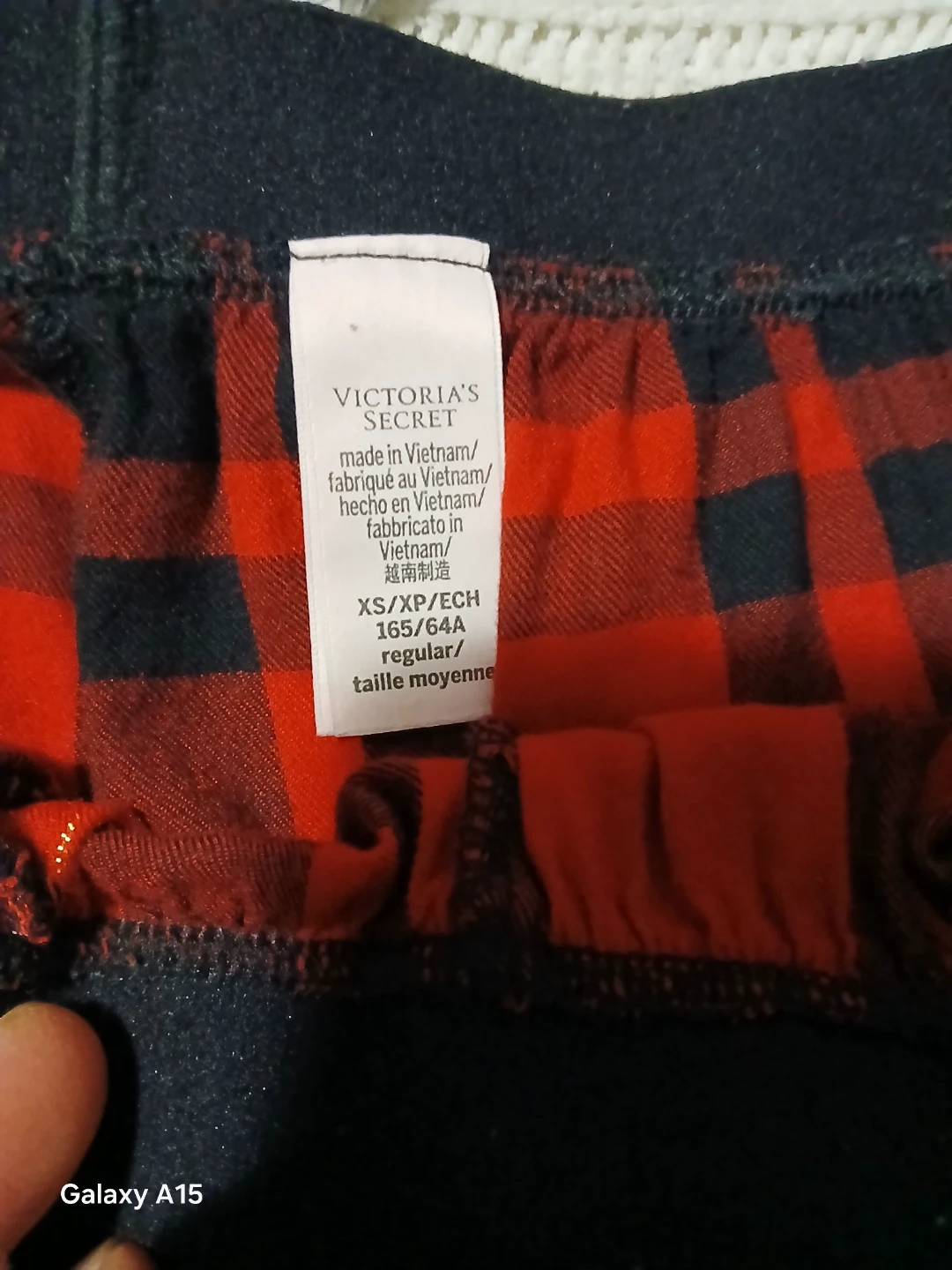 Tna and Victoria's Secret Pants Bundle - photo 2